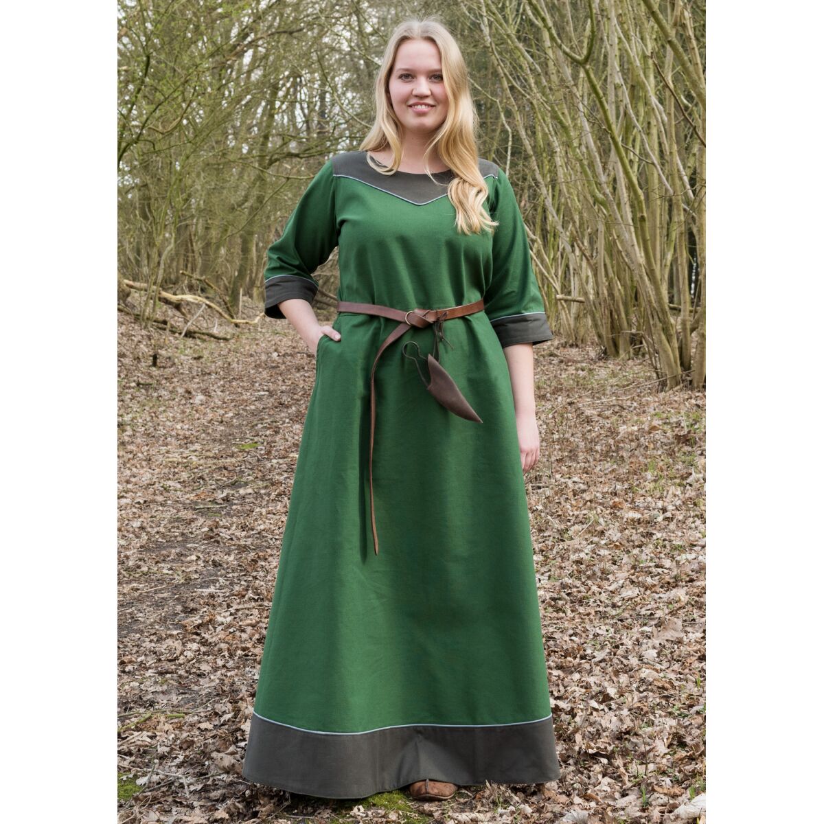 Medieval Dress Gesine, Canvas, green S