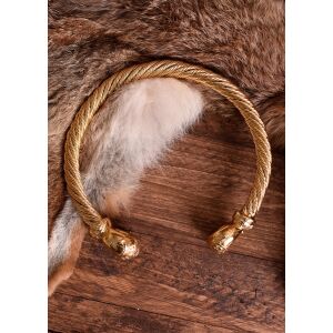 Large torques, neck ring