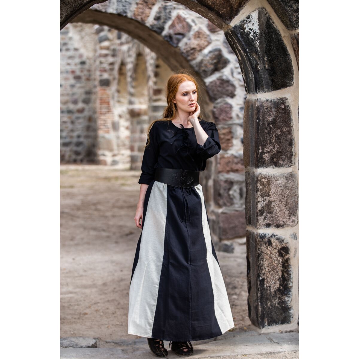 Medieval skirt Black/Natural "Dana"