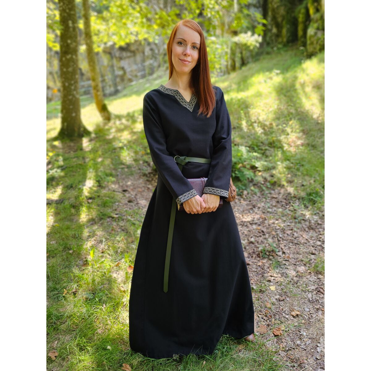 Medieval dress long sleeve black, with border "Sigyn" M