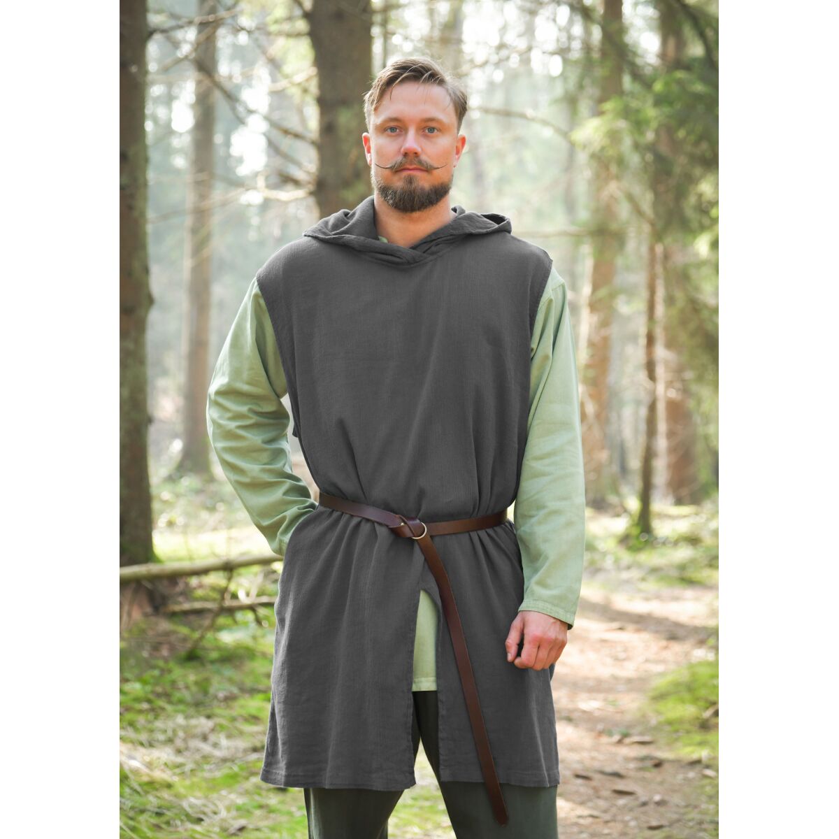 Sleeveless tunic grey with hood crinkle look "Malric&qu
