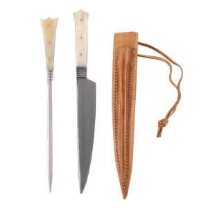 Medieval cutlery type 3 with double scabbard